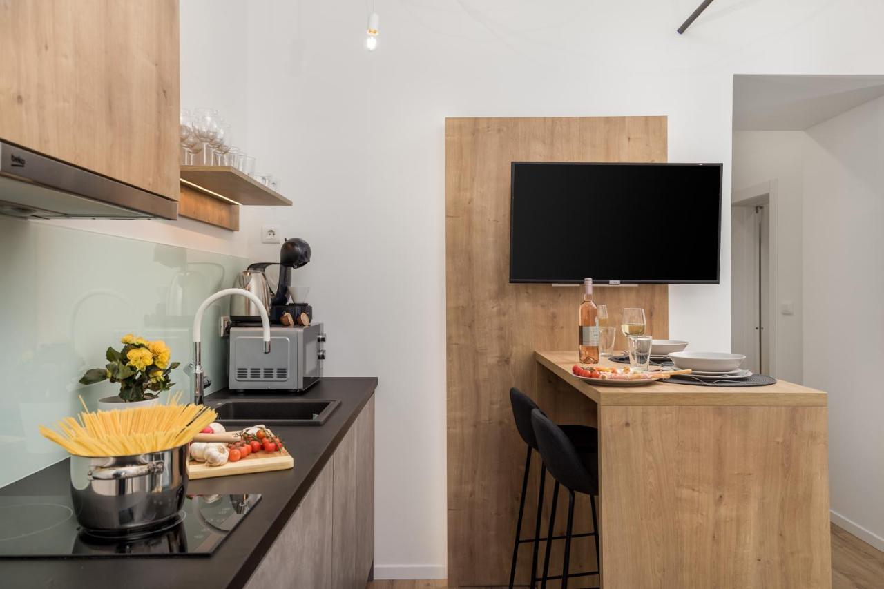 Saint Vitus Apartments With Balcony Rijeka Ngoại thất bức ảnh
