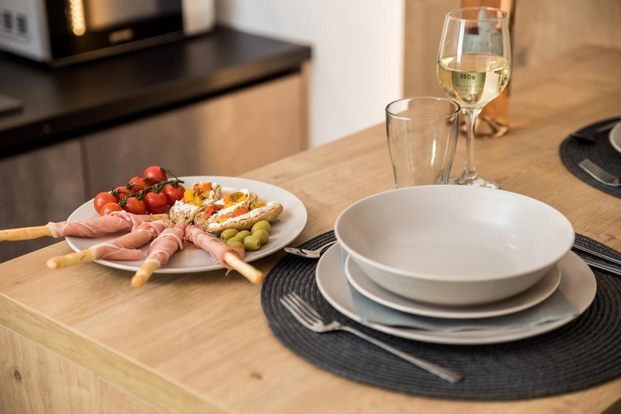 Saint Vitus Apartments With Balcony Rijeka Ngoại thất bức ảnh